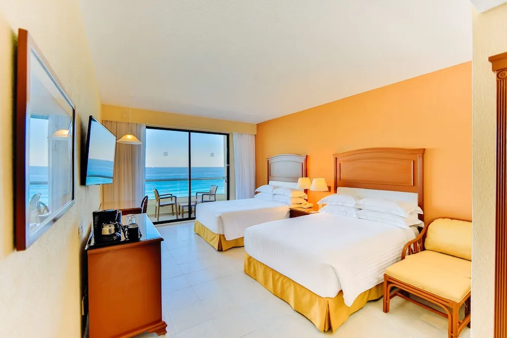 OccTuCancun0011