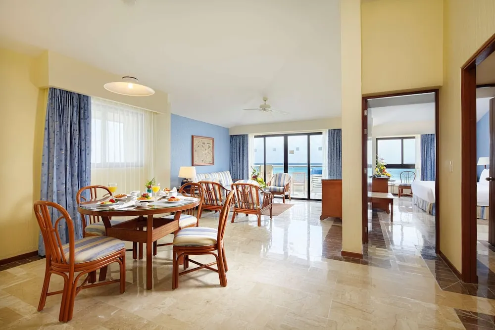 OccTuCancun0017