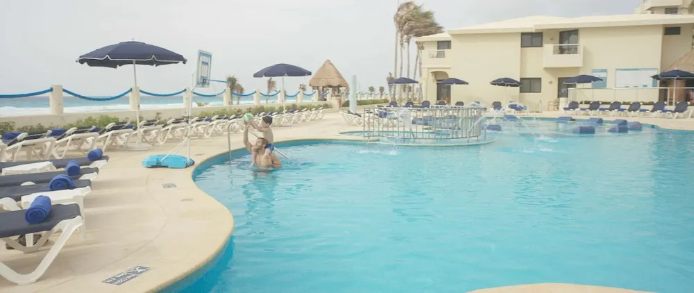 OccTuCancun0029